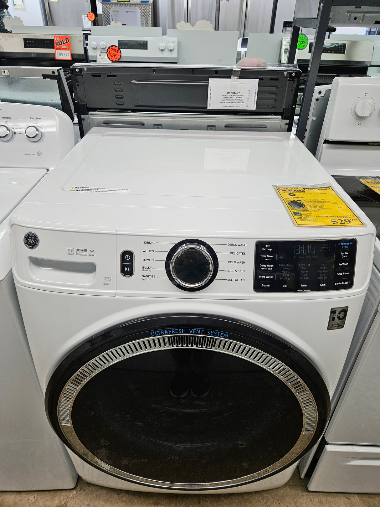 Reconditioned GE 4.8 Cu. Ft. Smart Front Load Washer GFW550SSN5WW