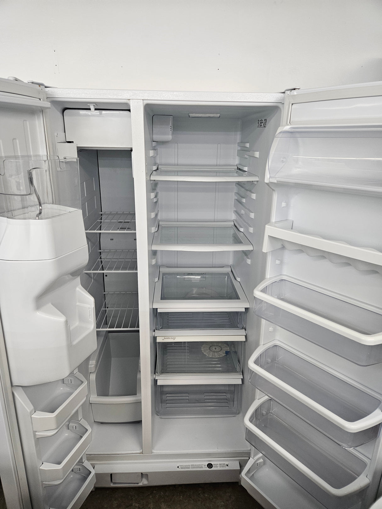 Reconditioned Whirlpool 22 Cu. Ft. Side By Side Refrigerator WRS342FIAW00
