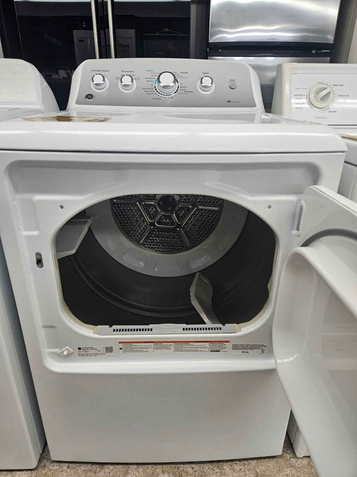 Reconditioned GE 27" Gas Dryer with 7.2 cu. ft. Capacity GTD45GASJ2WS