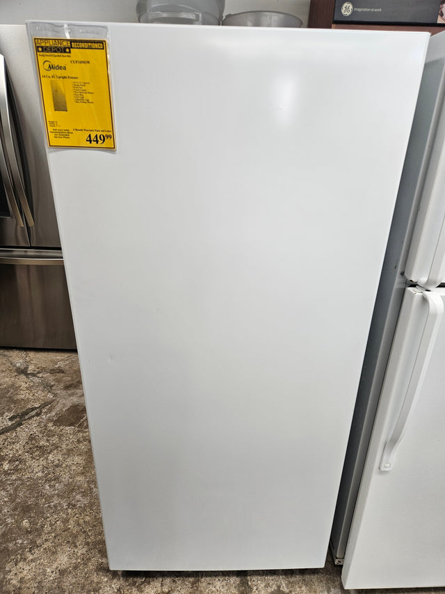 Reconditioned 14 Cu. Ft. Upright Freezer CUF14M1W