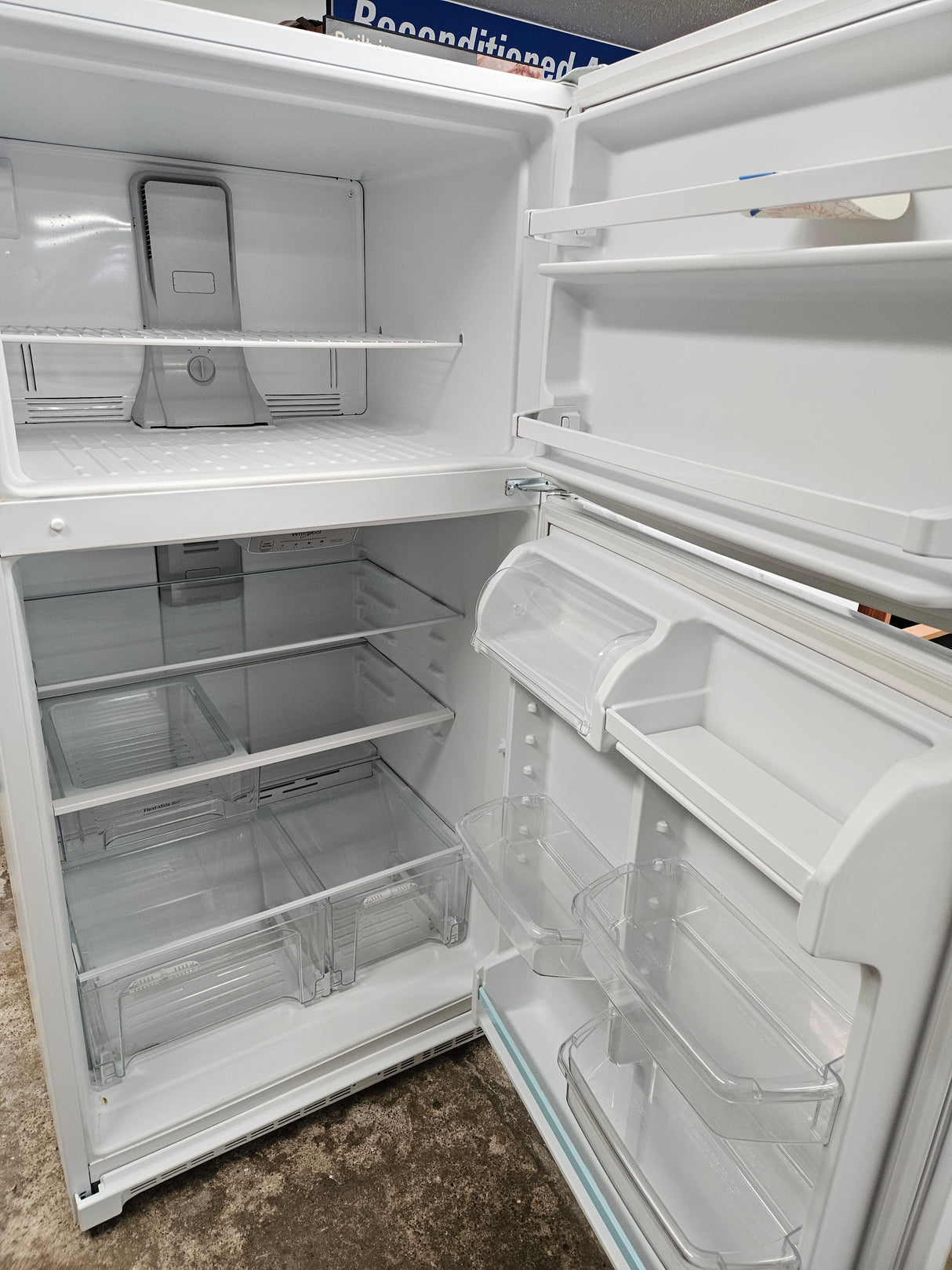 Reconditioned Whirlpool 33" Wide Top-Freezer Refrigerator WRT311FZDW01