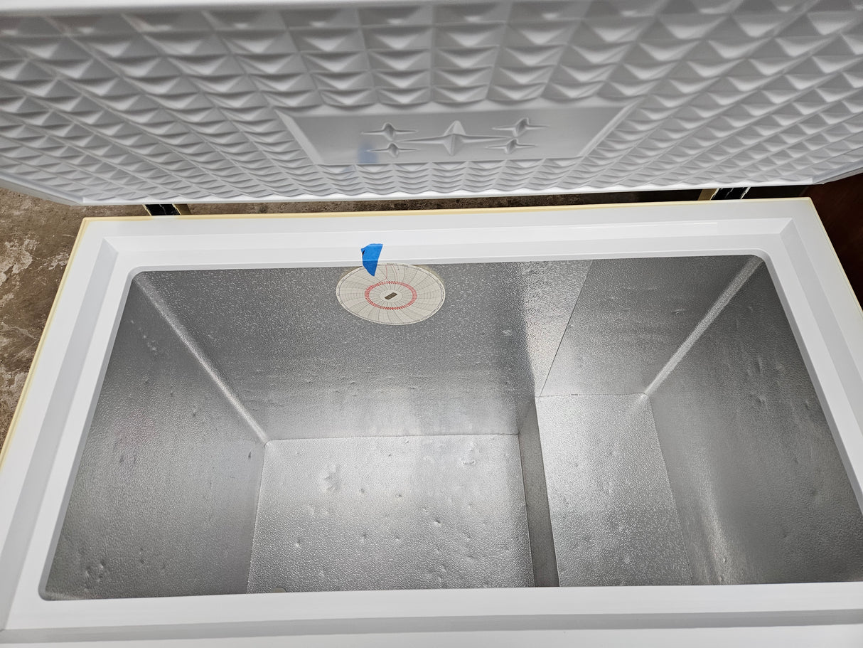 Reconditioned Igloo 7 Cu. Ft. Chest Freezer FRF710-SM