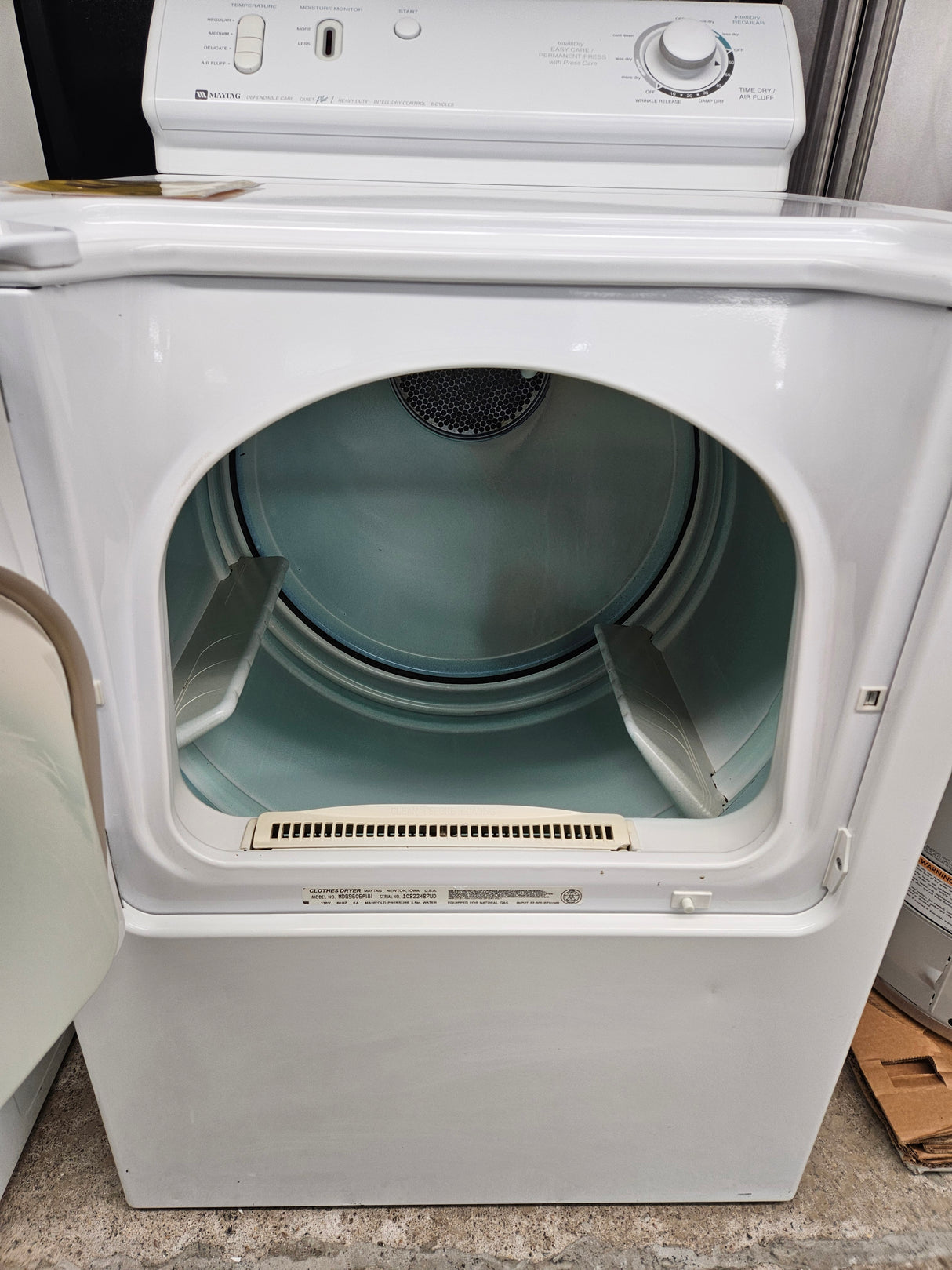Reconditioned Maytag 27" Gas Dryer MDG9606AWW
