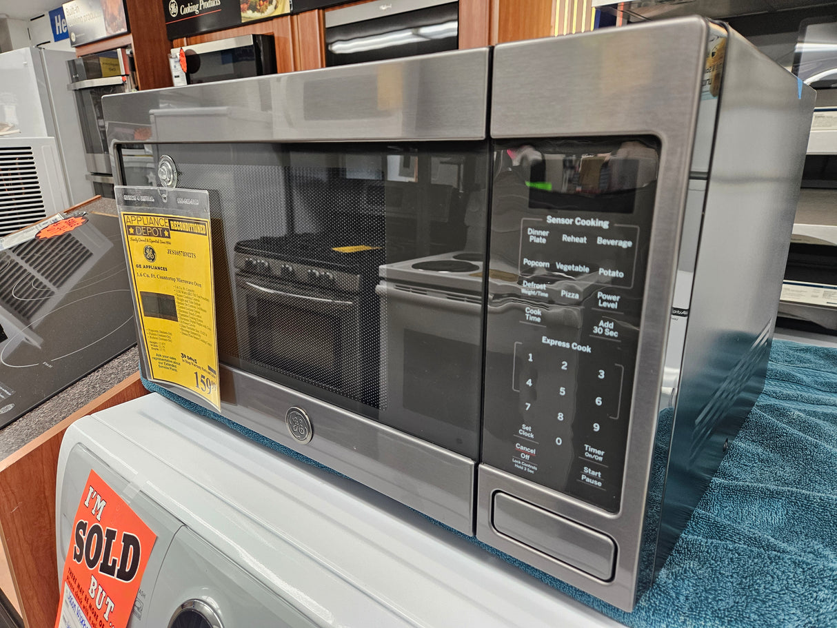 Reconditioned GE 1.6 Cu. Ft. Countertop Microwave Oven JES1657BM2TS