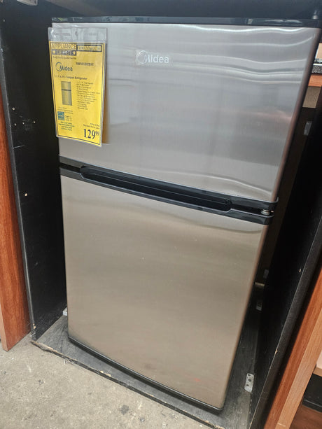 Reconditioned Midea 3.1 Cu. Ft. Compact Refrigerator MRM31D2BST