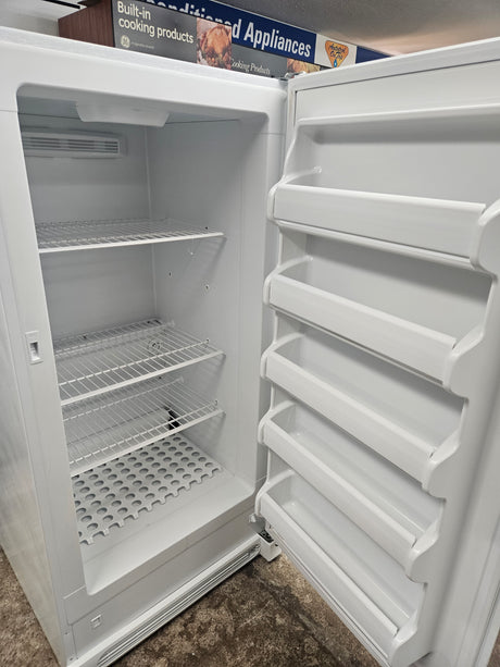 Reconditioned Frigidaire 13.8 Cu. Ft. Upright Freezer FFFU14F2QWR