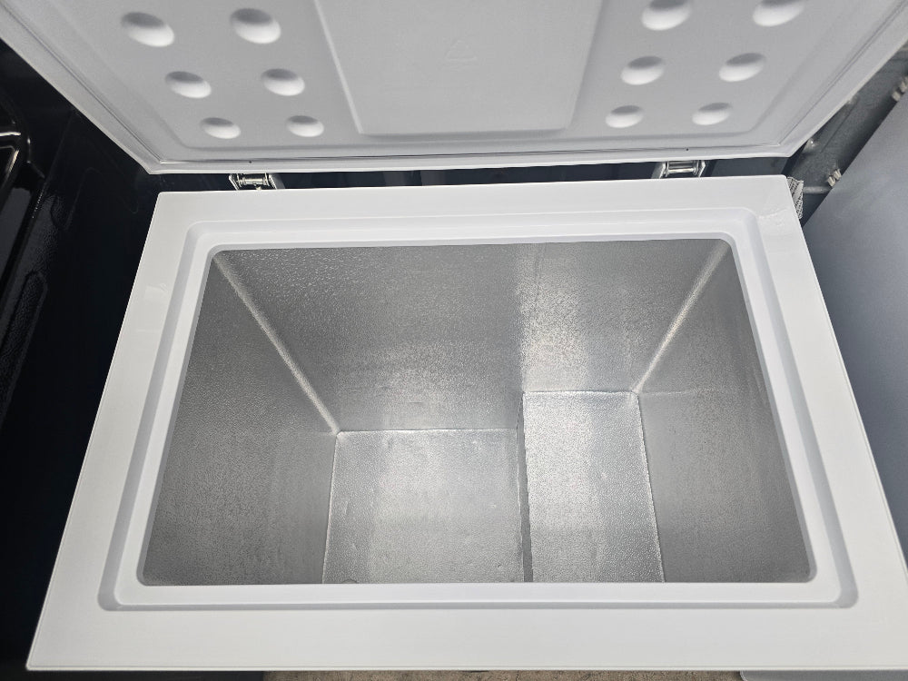 Reconditioned GE 5.0 Cu. Ft. Manual Defrost Chest Freezer FCM5SHBWW