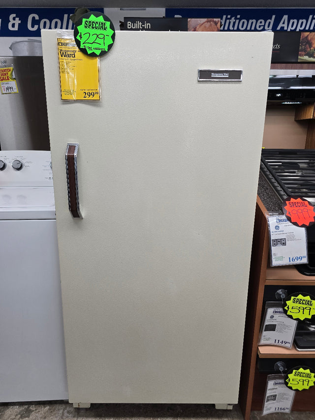 Reconditioned Montgomery Ward 16.0 cu. ft. Upright Freezer 46056