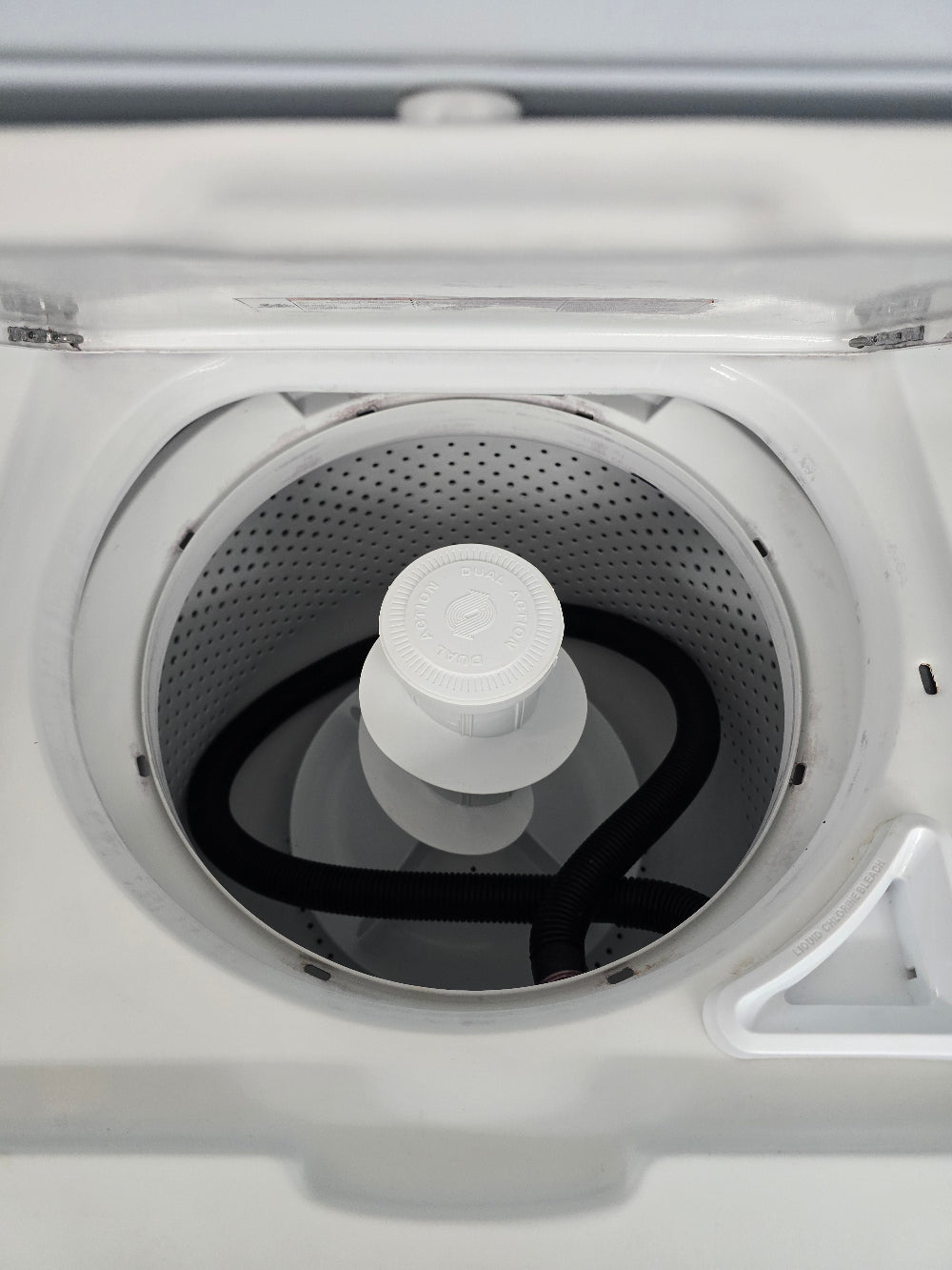 Reconditioned Whirlpool Combination Washer/Gas Dryer WGT4027EW1