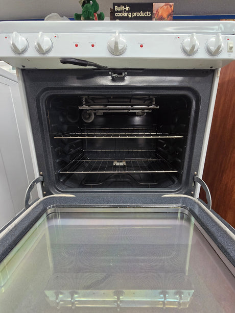 Reconditioned GE 30" Free-Standing Electric Range JBP15DM1WW