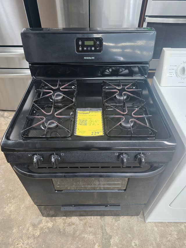 Reconditioned Frigidaire 30" Freestanding Gas Range FFGF3013LBD