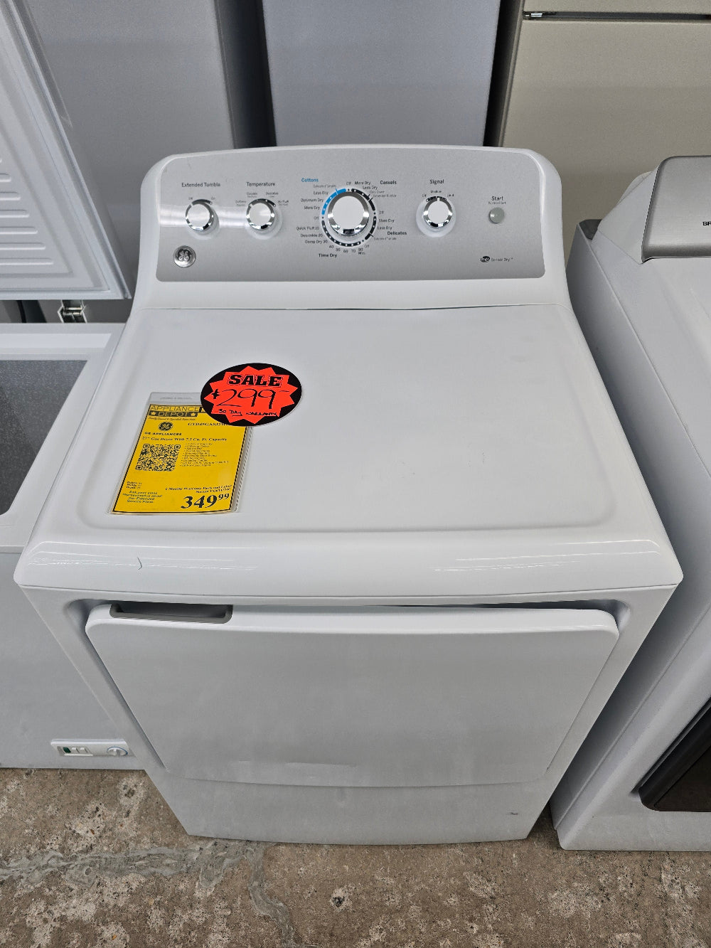 Reconditioned GE 27" Gas Dryer with 7.2 cu. ft. Capacity GTD45GASJ2WS