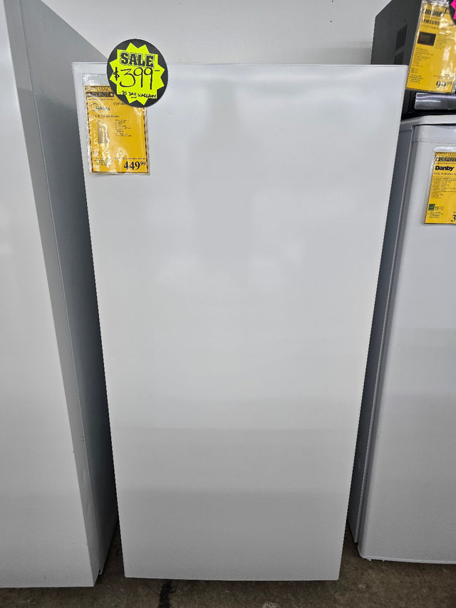 Reconditioned Midea 14 Cu. Ft. Upright Freezer CUF14M1W