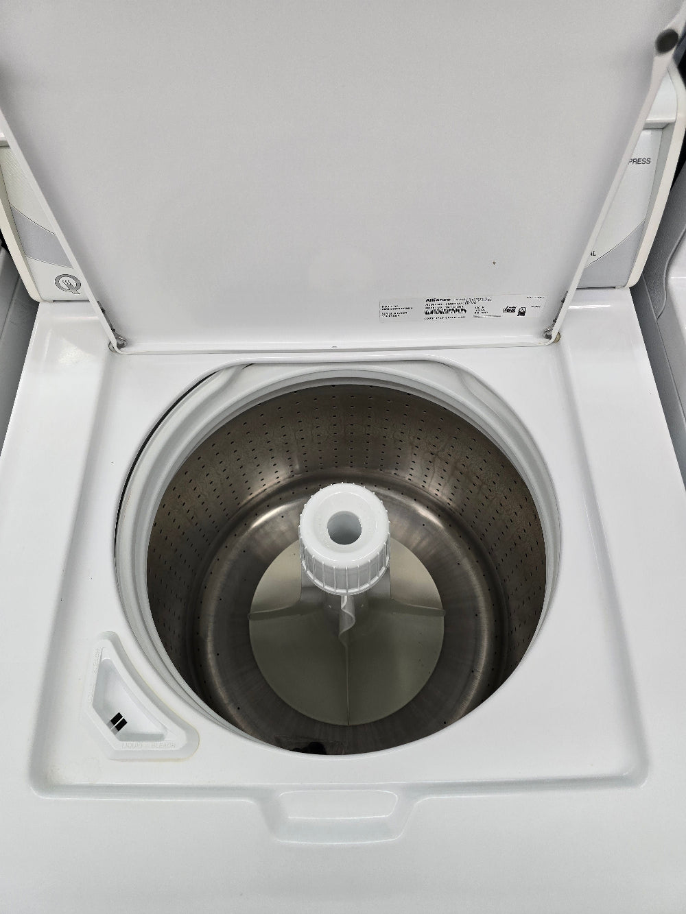 Reconditioned Speed Queen Top Load Washer AWN432SP113TW04