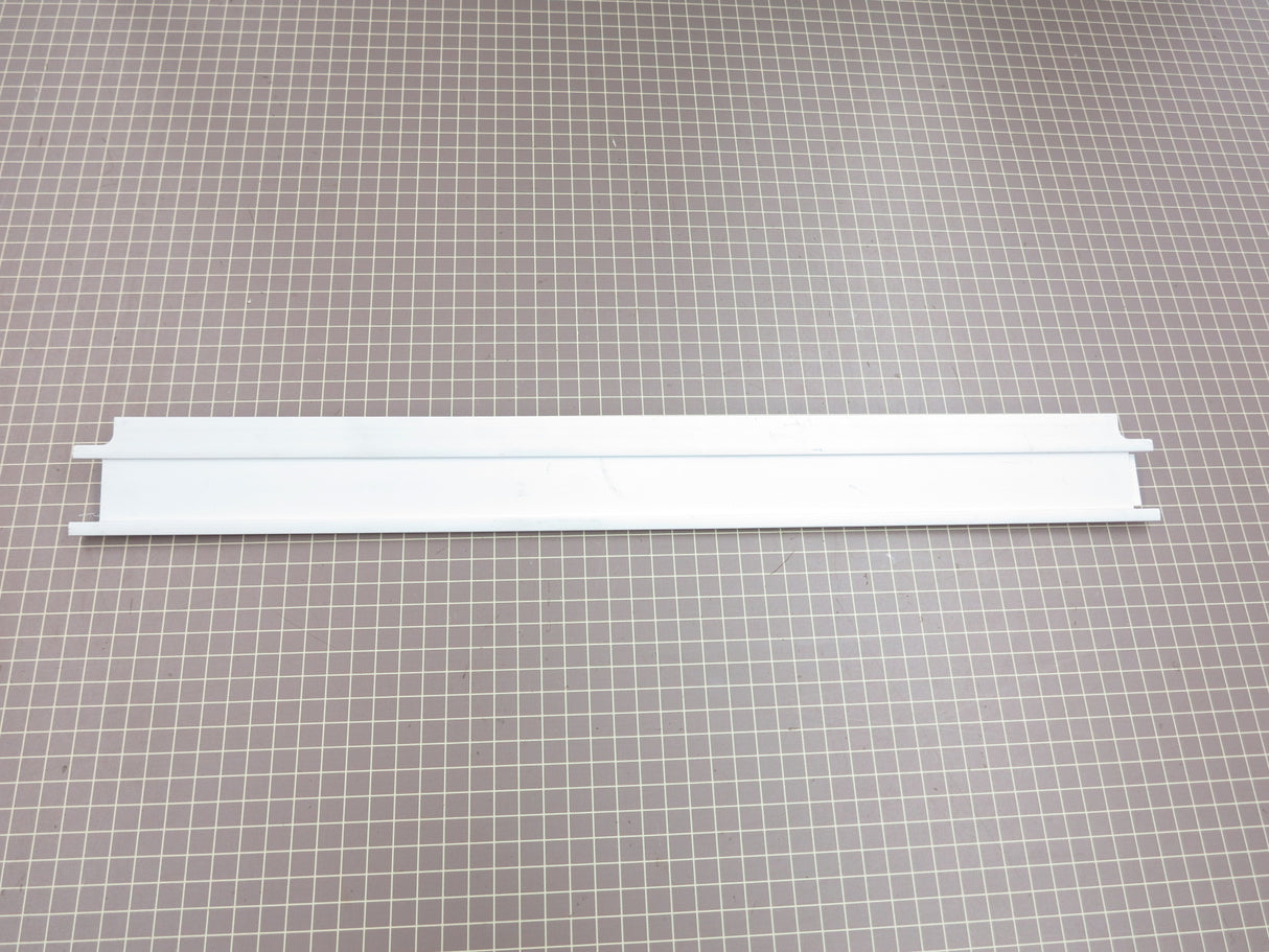Door Shelf Front Rail (25 X 3/4" X 2 5/8") WR17X11407