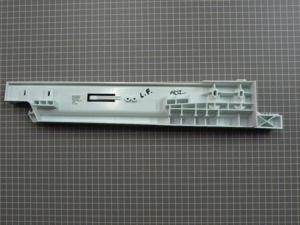 LH Drawer Glide 67004217
