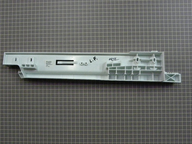 LH Drawer Glide 67004217