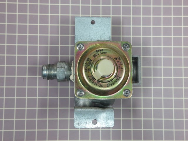 Pressure Regulator 4372862