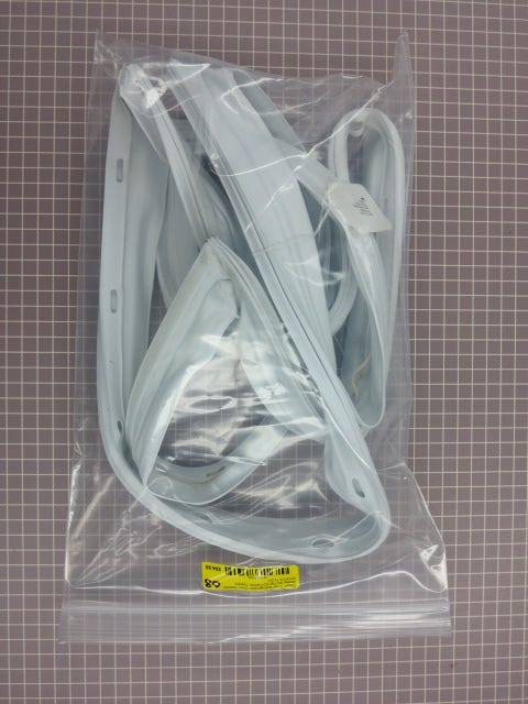 Magic Chef Refrigerator Door Gasket 61004003