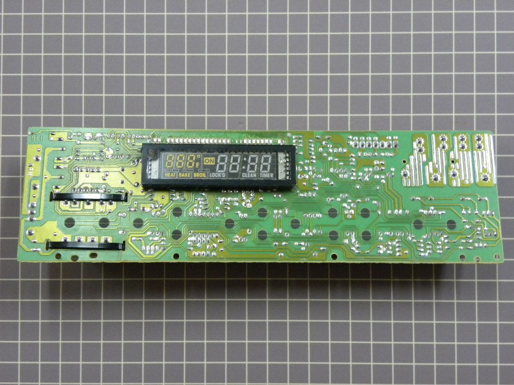 Microcomputer 6610183