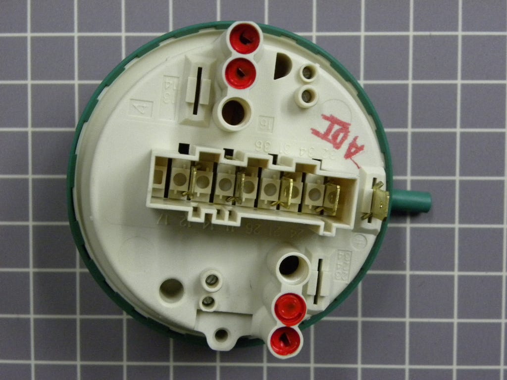 Pressure Switch 6-2716650