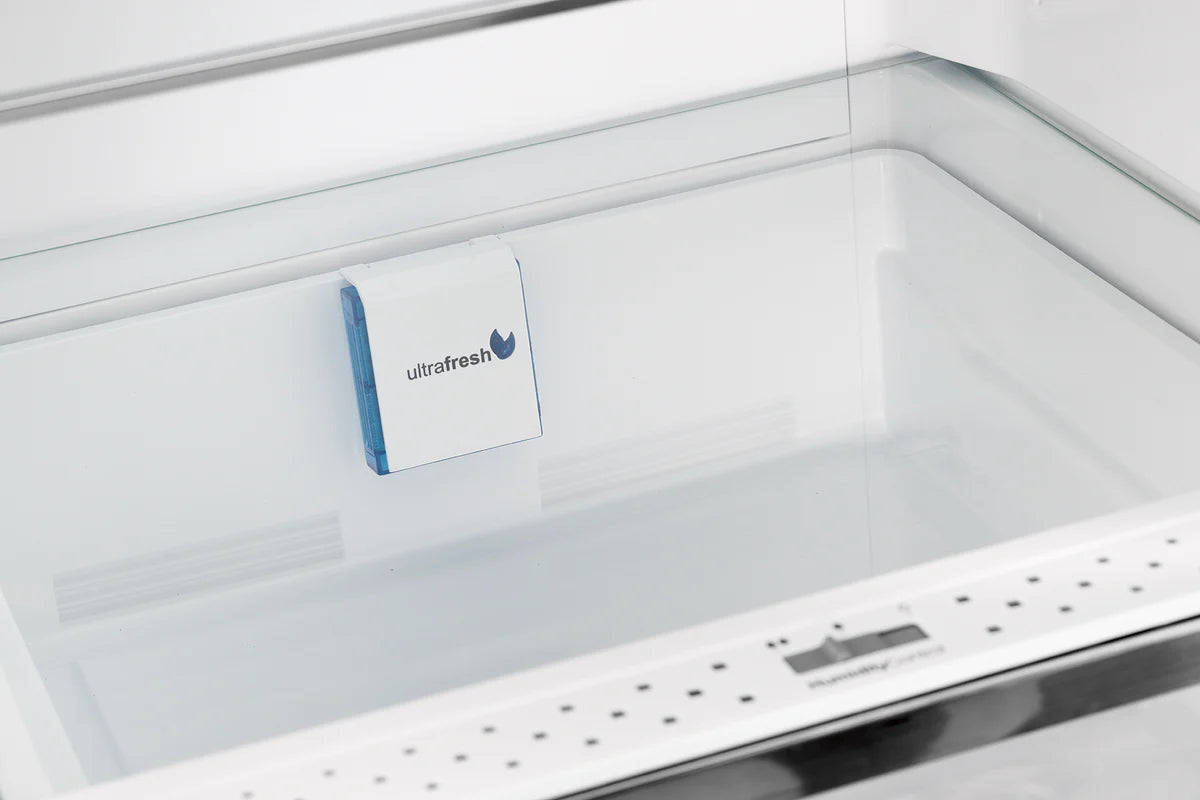 Classic Retro 23.6 in 11.7 cu. ft. Frost Free Retro Bottom Freezer Refrigerator in Ocean Mist Turquoise, ENERGY STAR UGP-340L T AC