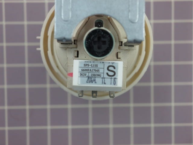 Pressure Switch 6600FA1704S