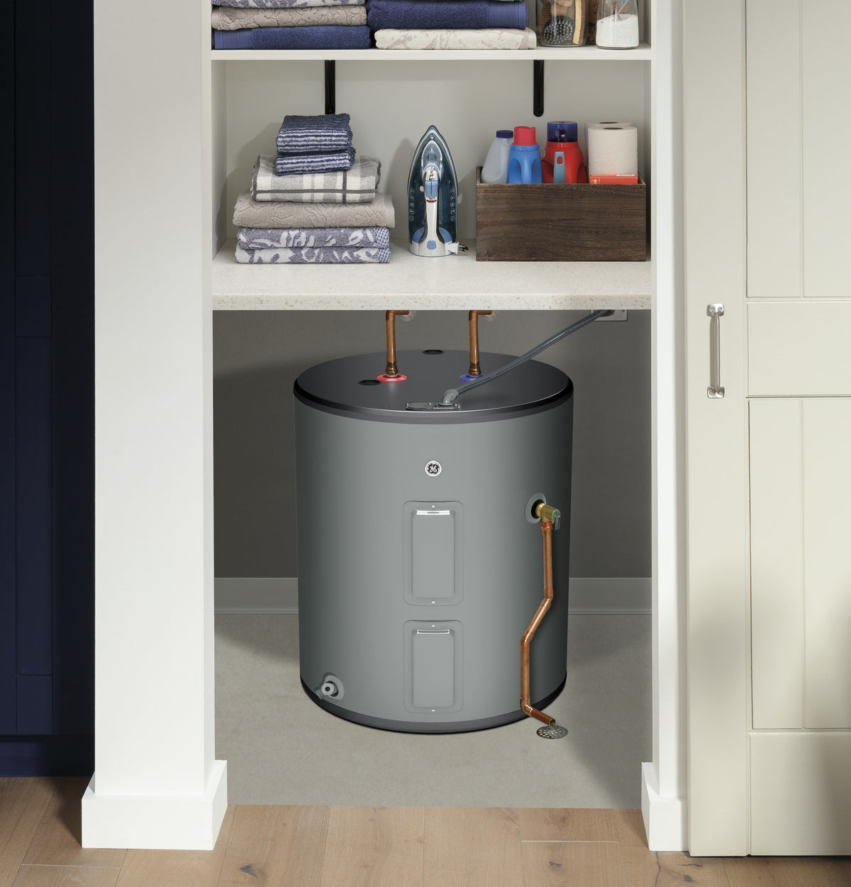 GE® 36 Gallon Top Port Lowboy 4500W Electric Water Heater GE40L08DAT