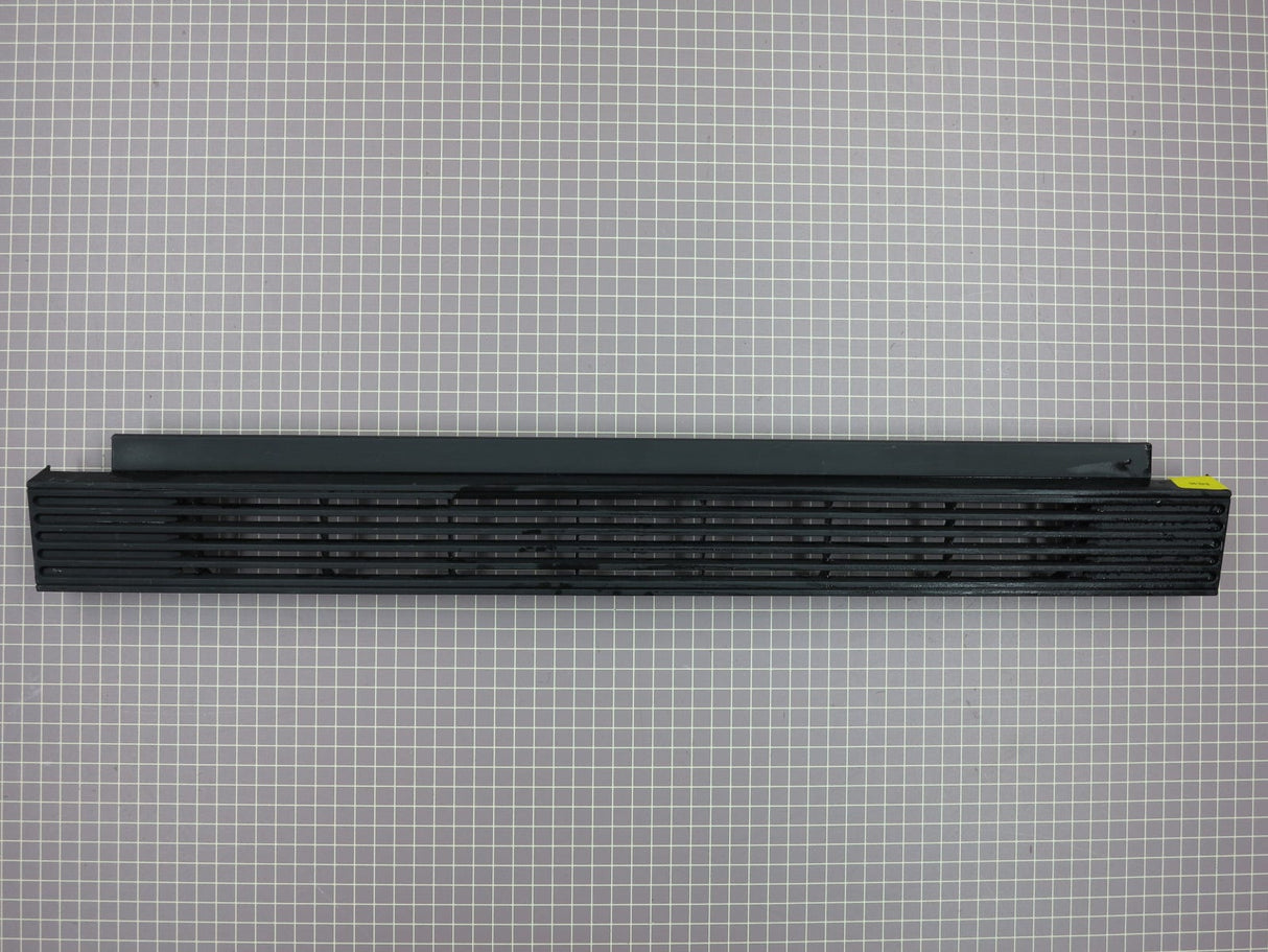 Grille/Kick Plate 1118079