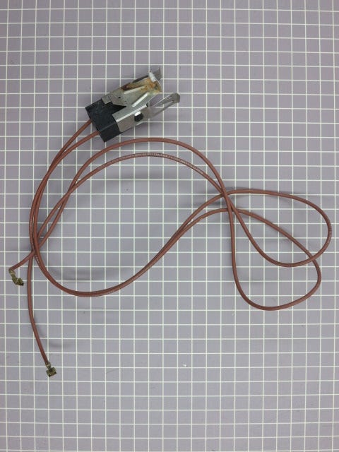 Receptacle and Wire Connector 242822