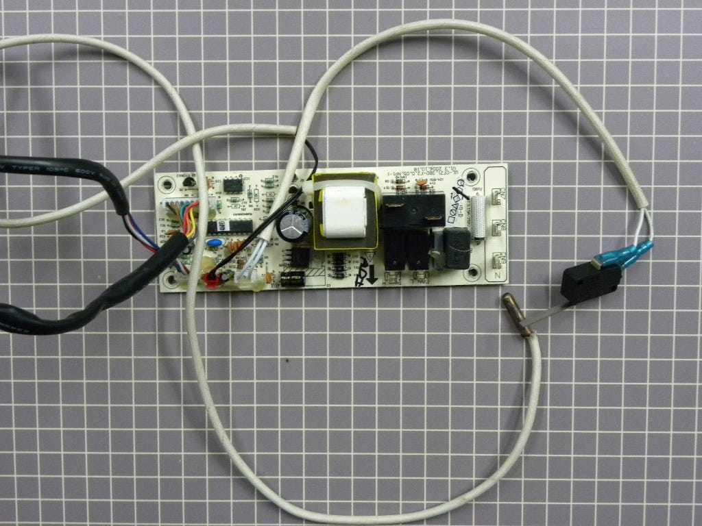 GE Dehumidifier Main PCB AHW30LKG1