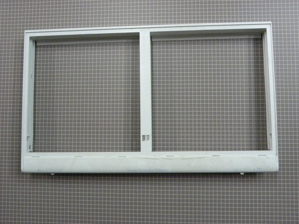 Crisper Cover Frame 67002755