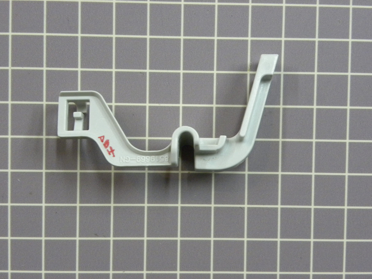 Tine Pivot Clip 8519651