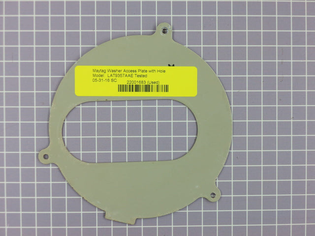 Access Plate with Hole 22001683 - 22001683 (Used)