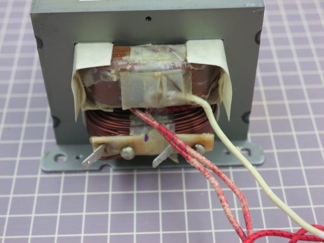 Transformer 5304468156