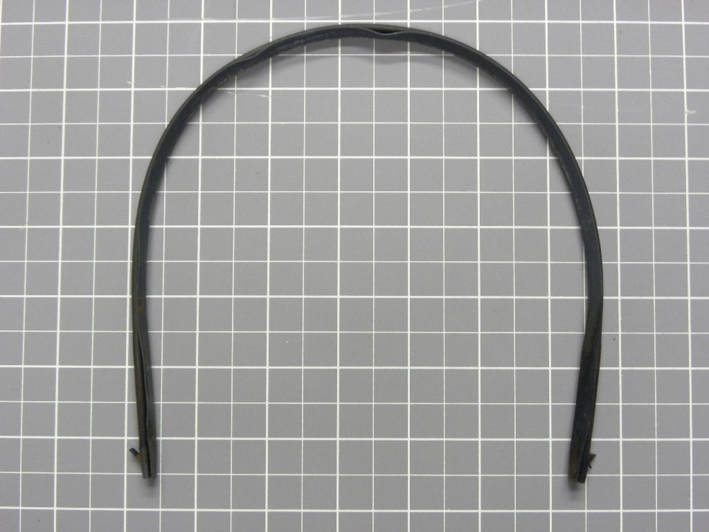 Door Seal Top (16 1/2") 1802I068
