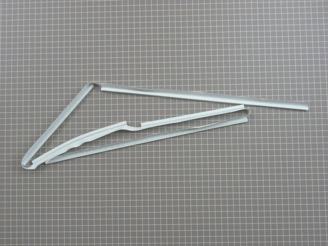 GE Refrigerator Veggie Frame Gasket WR14X10265