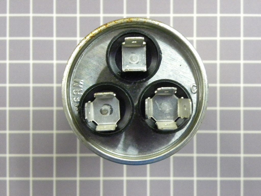 Capacitor (370V, 30/7.5) 5303316907