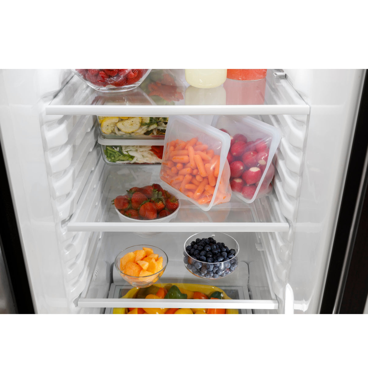 GE ENERGY STAR® 25.3 Cu. Ft. Side-By-Side Refrigerator GSE25GYPFS