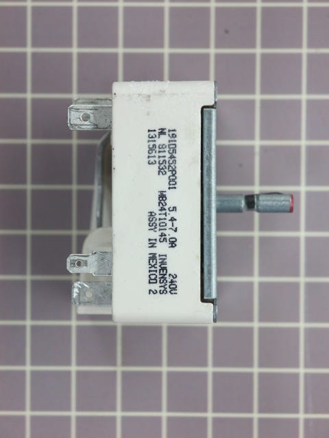 Surface Element Control Switch (5.4-7.0A) WB24T10145