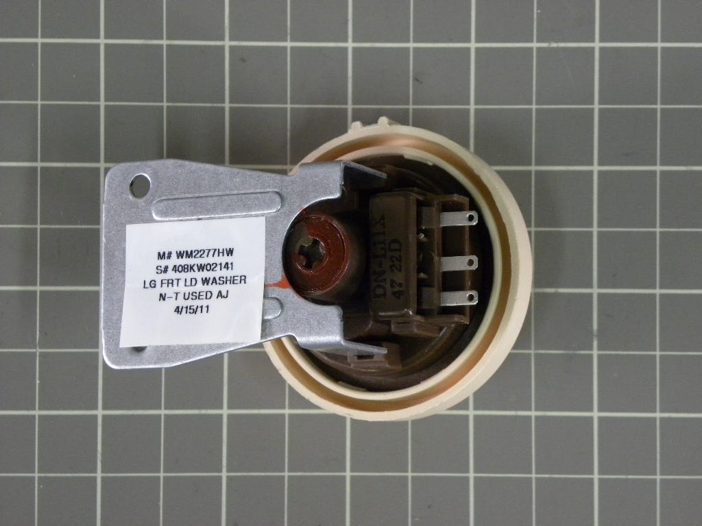 Pressure Switch 6601ER1006E