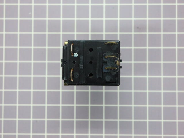 Switch (15A) 8053511