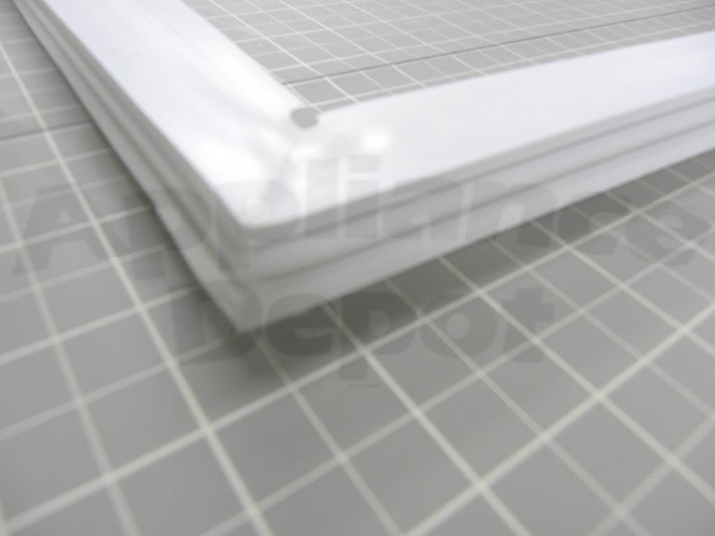 Magic Chef Refrigerator/Freezer, Freezer Gasket/Door Seal 501128010062