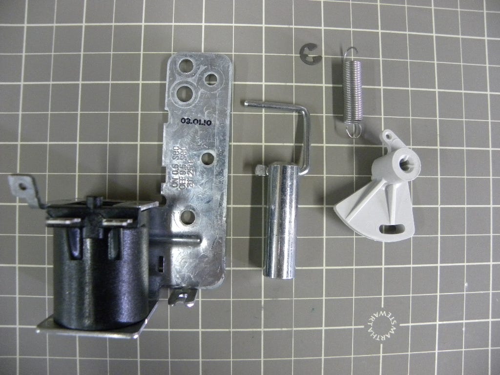 Solenoid and Bracket WD21X10268