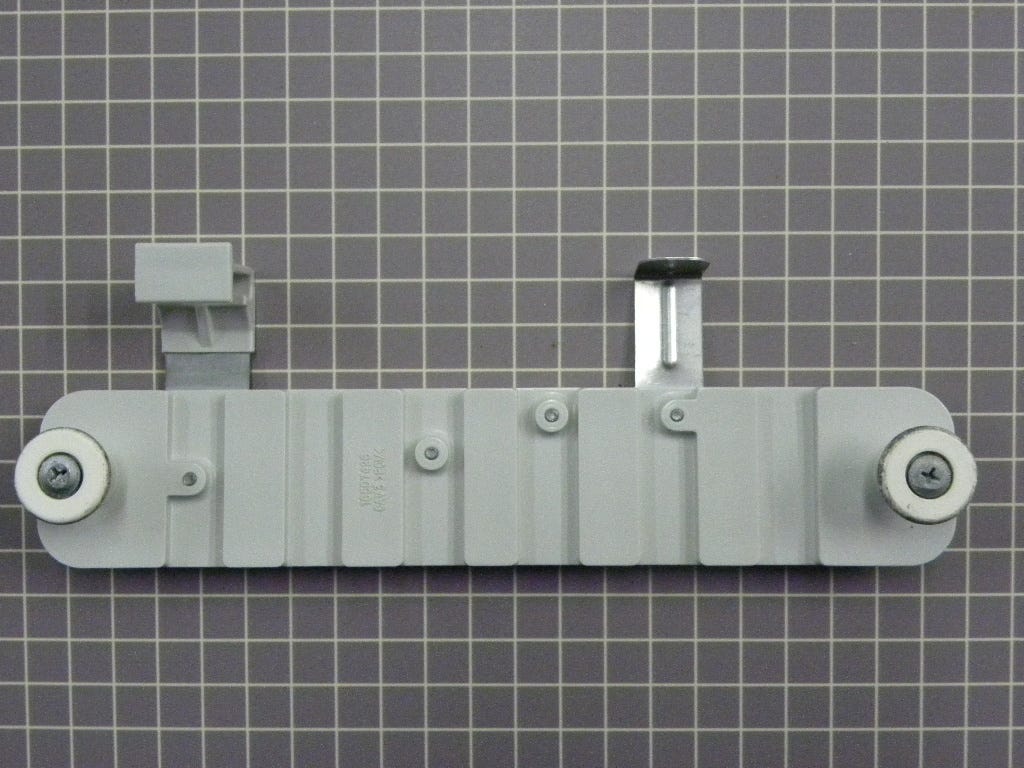 GE Dishwasher Roller Bracket and Rack Lever RH WD12X10334