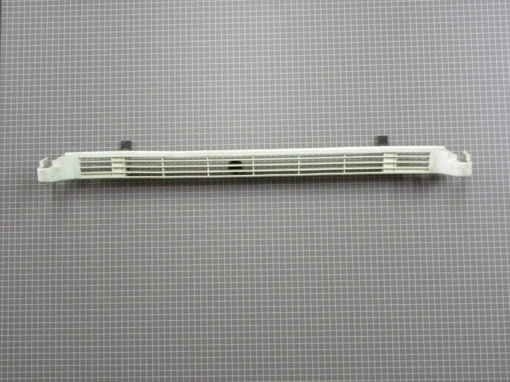 Grille WR74X10061