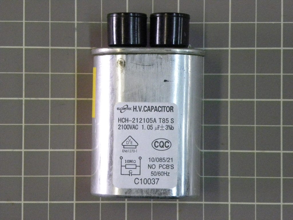 Capacitor 0CZZW1H005A