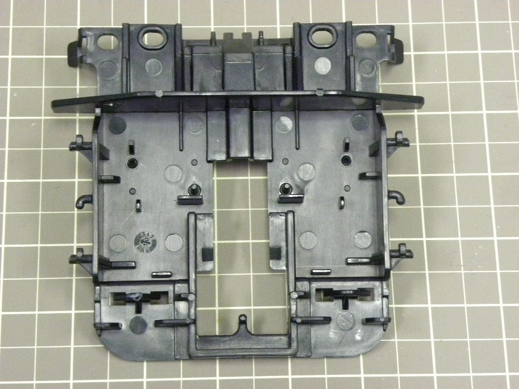 Latch Bracket 8193882