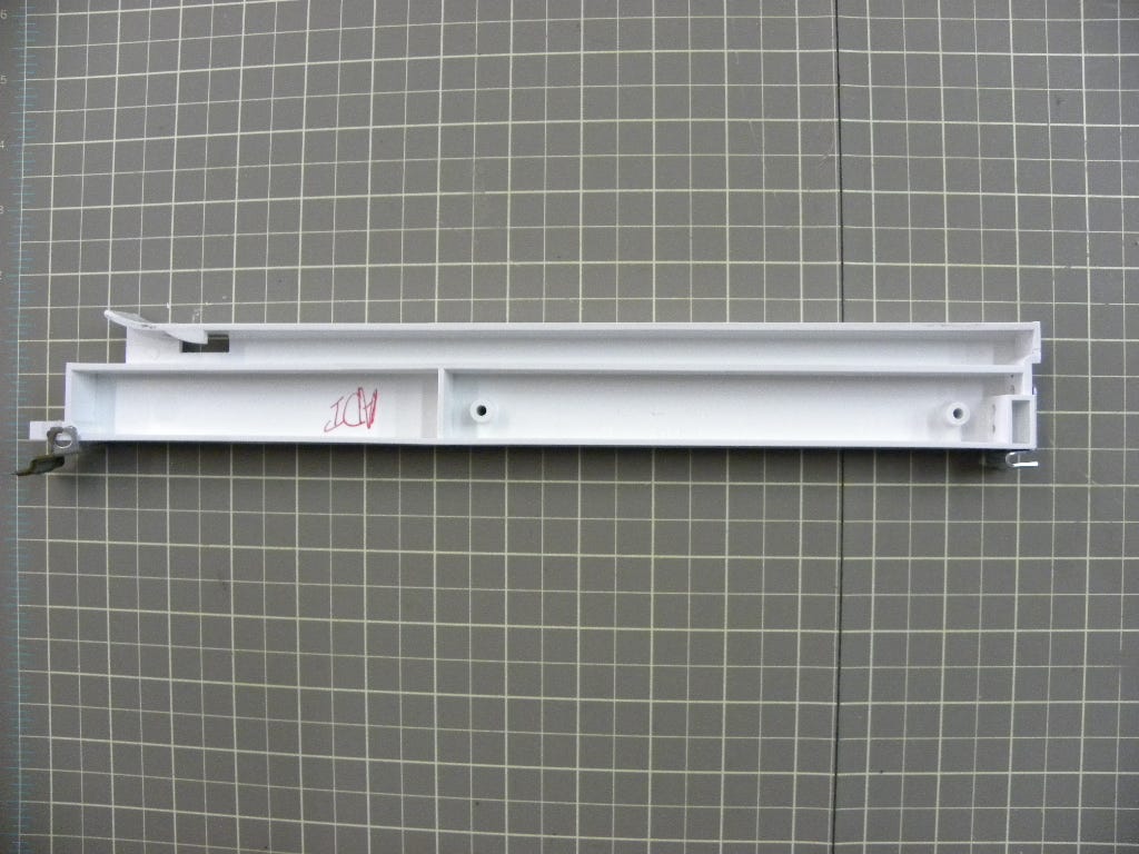 Meat Pan Hanger (RH) 218971302