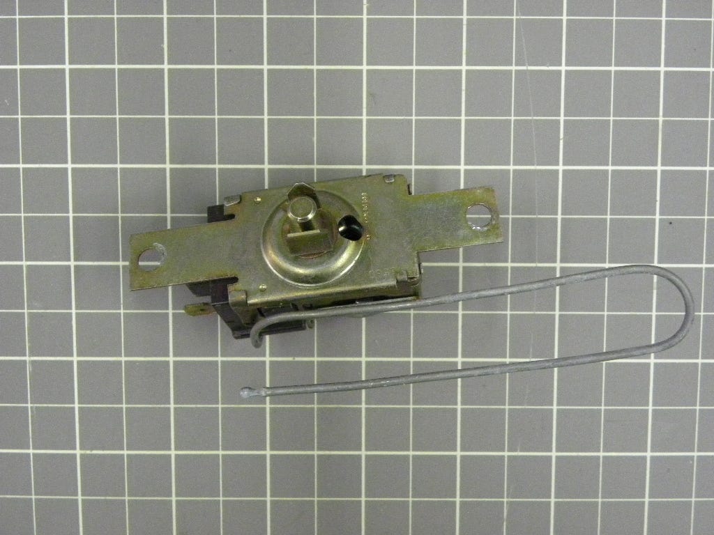 Temperature Control C8946703